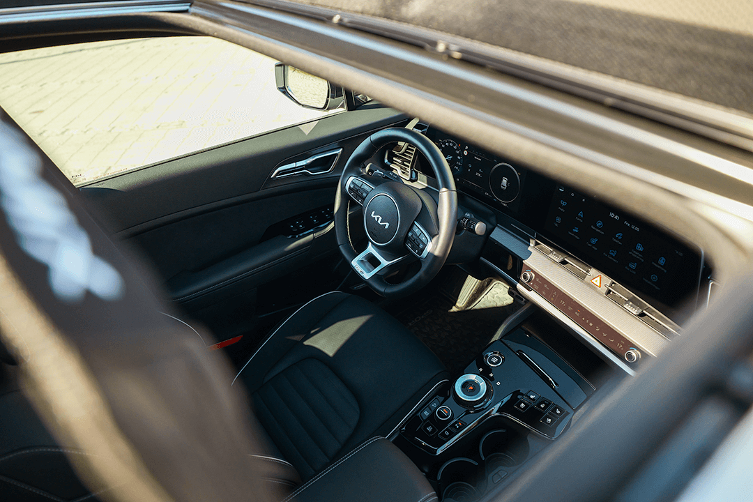 KIA_Sportage_GT_Panorama_Front_Seat