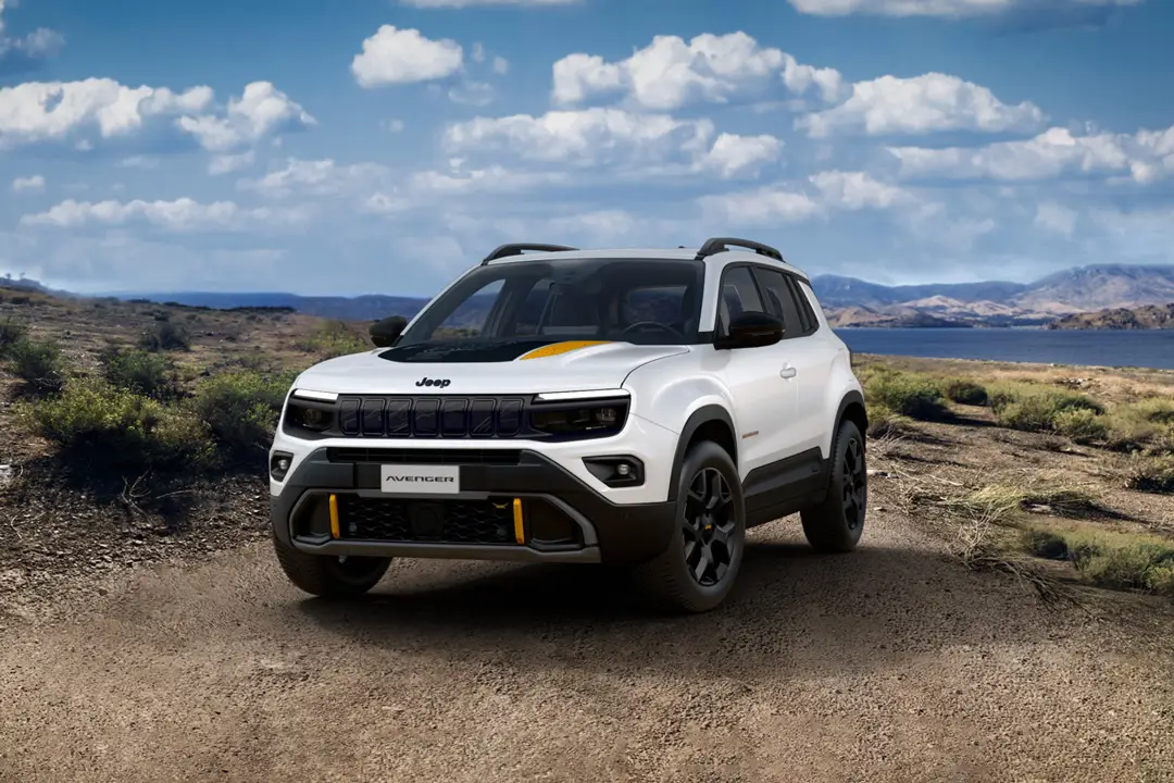 Jeep-Avenger-4xe-Fram